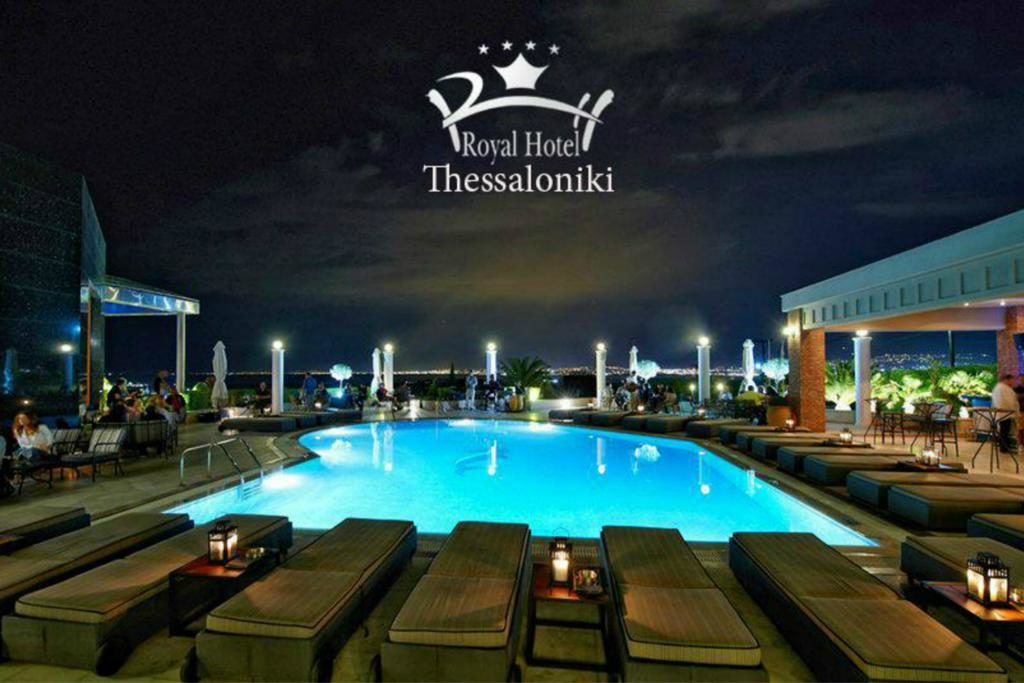 Transfer Royal Hotel